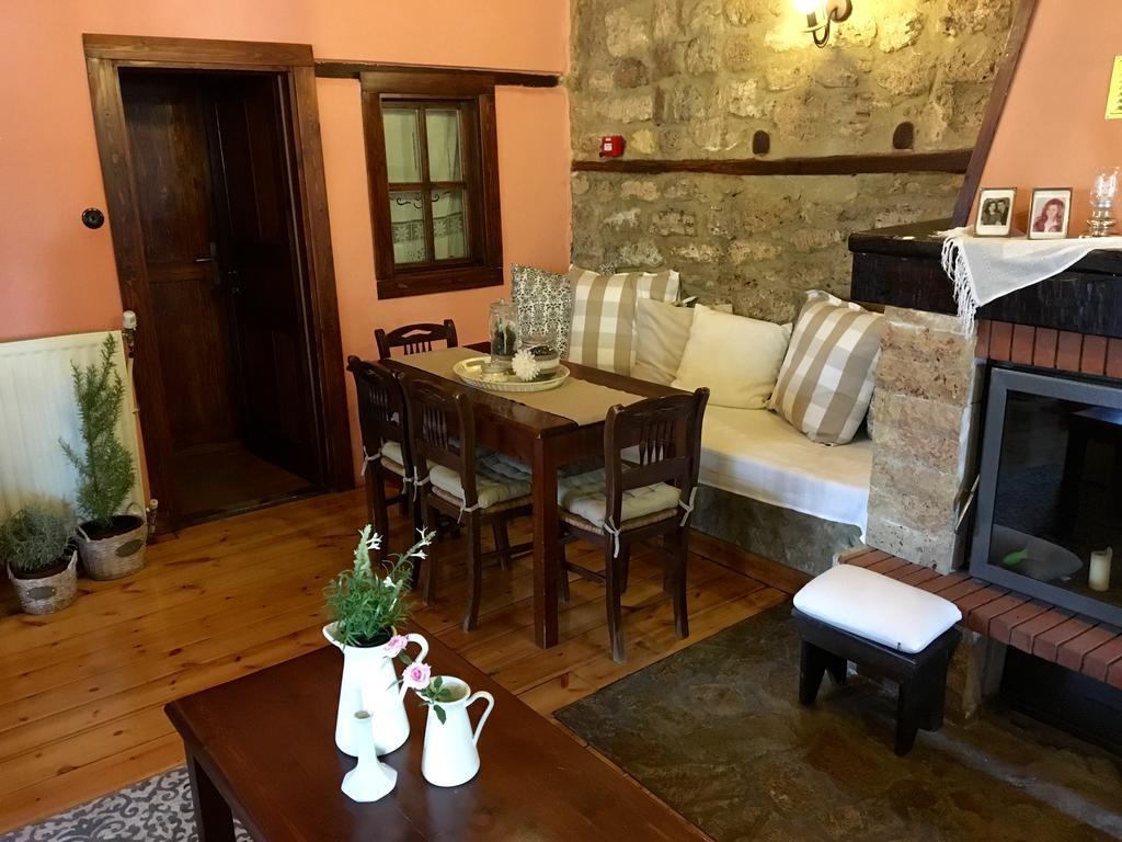 Varosi Guesthouse Edesa Zewnętrze zdjęcie